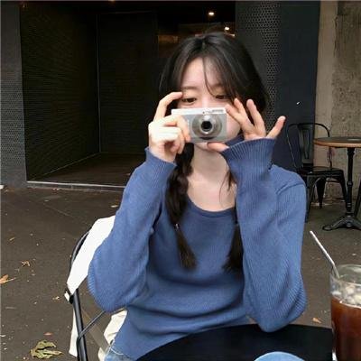与鲨鱼游弋